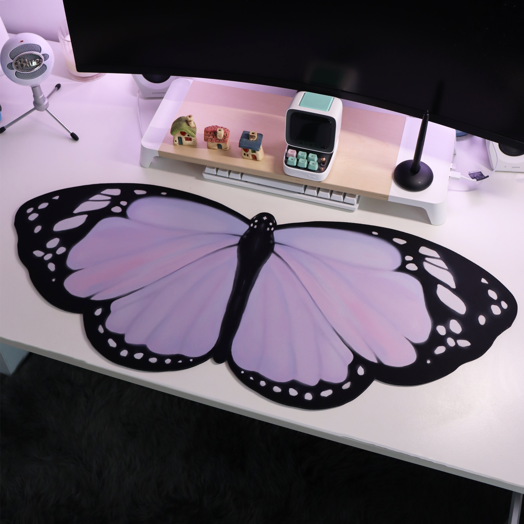 Lilac Butterfly Deskmat 90x40cm